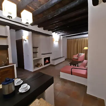 Romantic In With Shared Pool * Granada